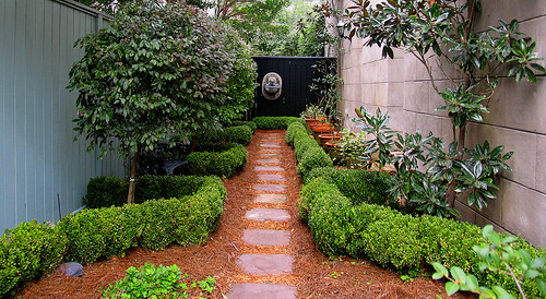 Easy Backyard Landscaping Ideas
 Simple backyard landscaping Deal with your small backyard