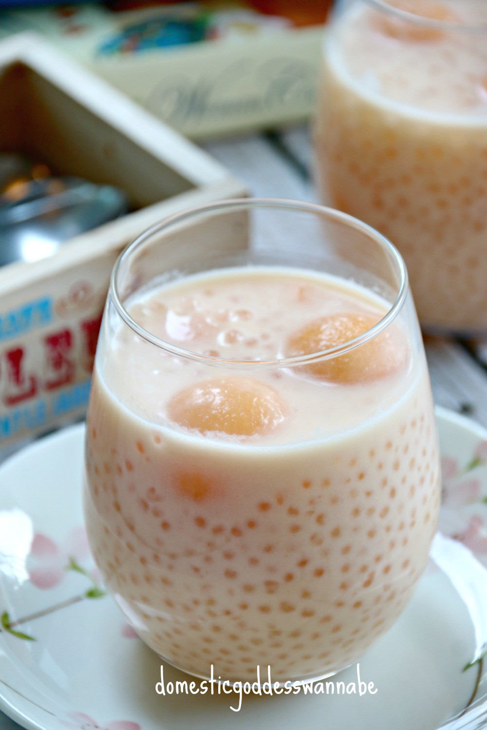 Easy Chinese Dessert Recipes
 coconut milk and rock melon with sago