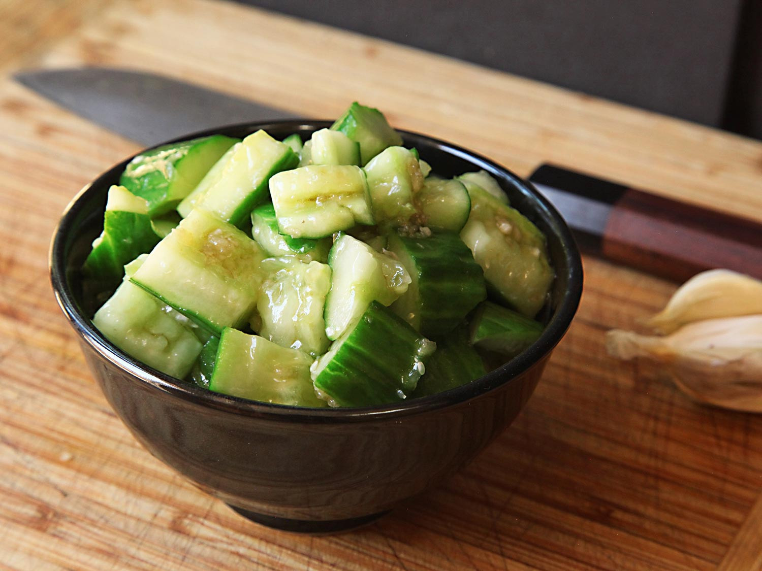 Easy Chinese Side Dishes
 Smash Your Cucumbers for a Smashingly Simple Chinese Side