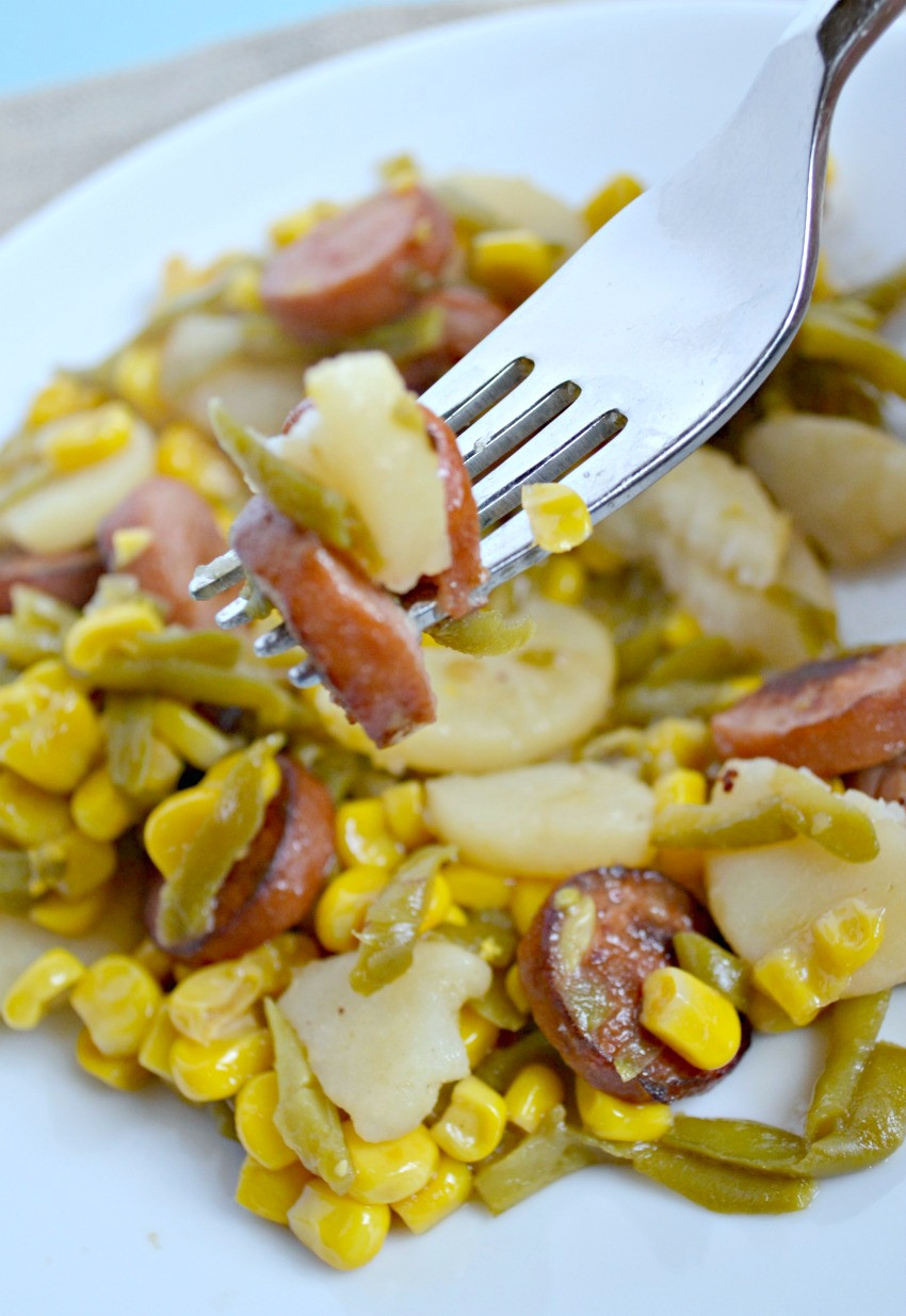 Easy Dinner Ideas For Kids
 A Quick and Easy Dinner e Pot Kielbasa and Veggies