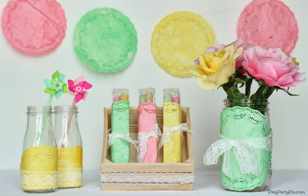 Easy Diy Baby Shower Decorations
 Simple DIY Spring Baby Shower Decorations Play Party Plan