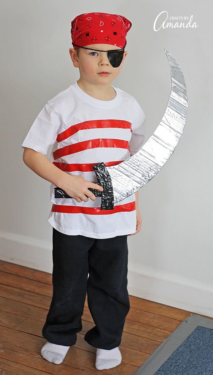 Easy DIY Pirate Costume
 Pirate Costume Make your own Halloween costume from duct tape
