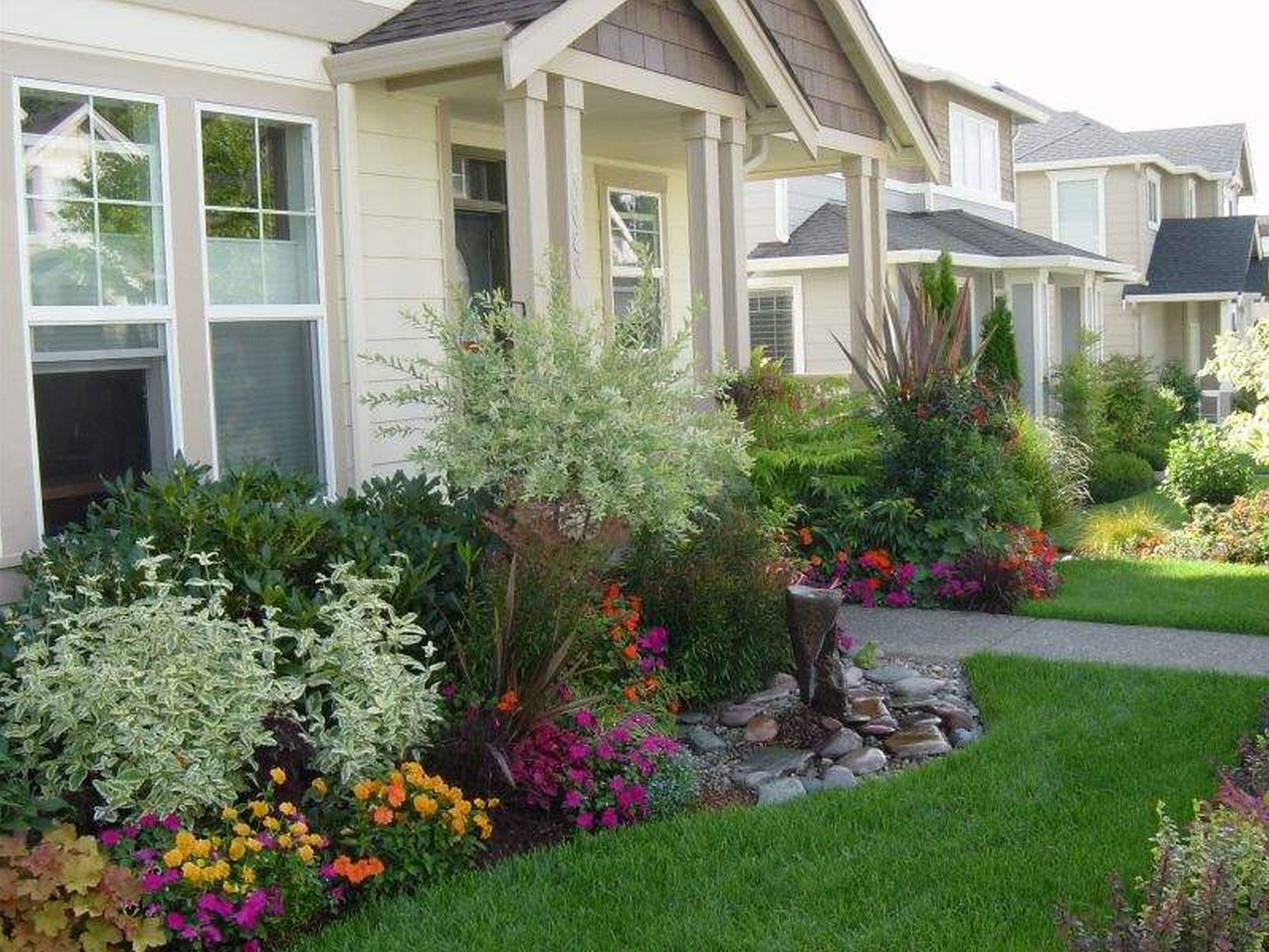 Easy Front Yard Landscape
 Organic Garden Landscaping