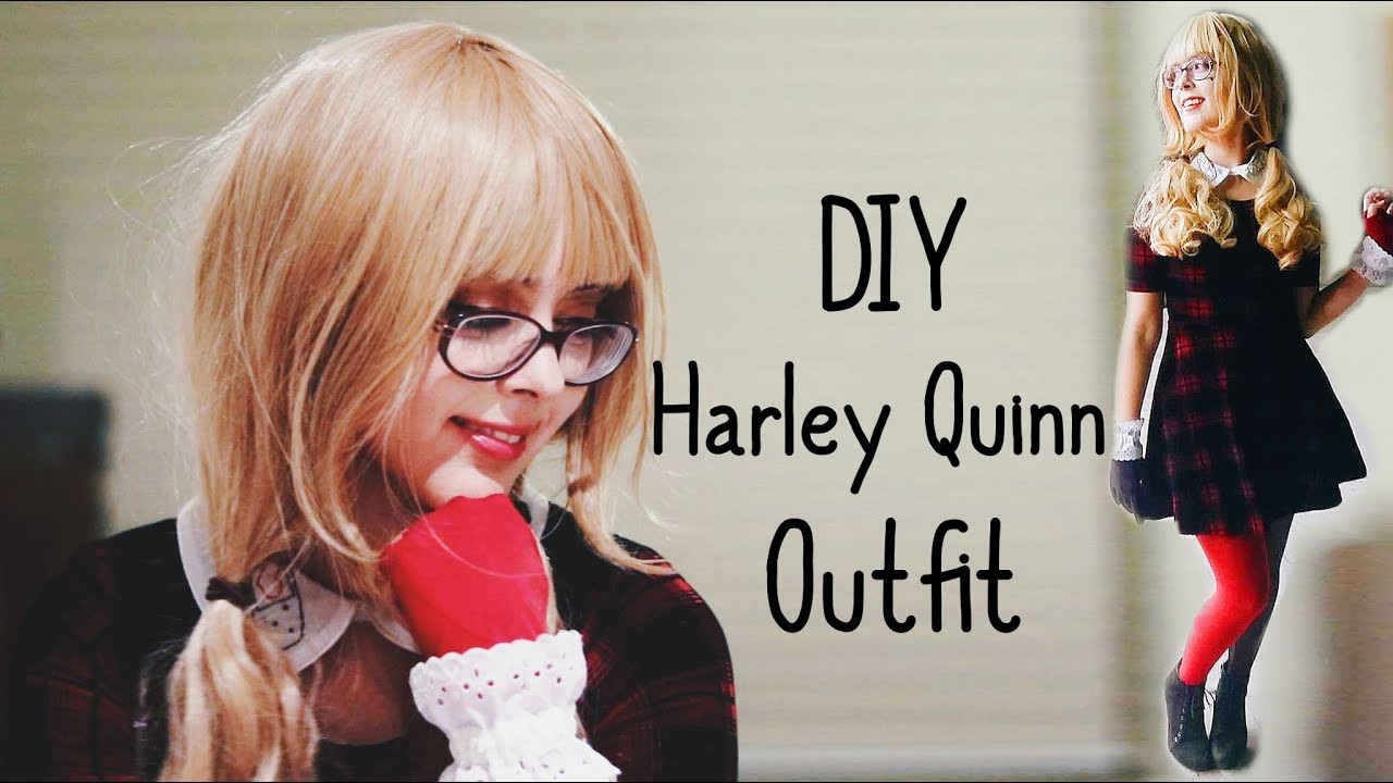 Easy Harley Quinn DIY Costume
 Cheap & simple DIY Harley Quinn costume