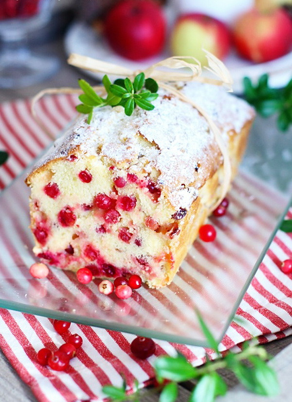 Easy Holiday Desserts For Parties
 Easy Cranberry Cake – Healthy Christmas Family Party Menu