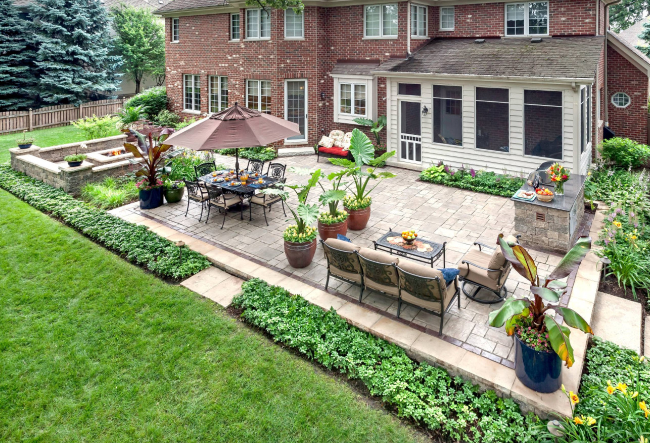 Easy Outdoor Landscape
 Prepare Your Yard for Spring with These Easy Landscaping