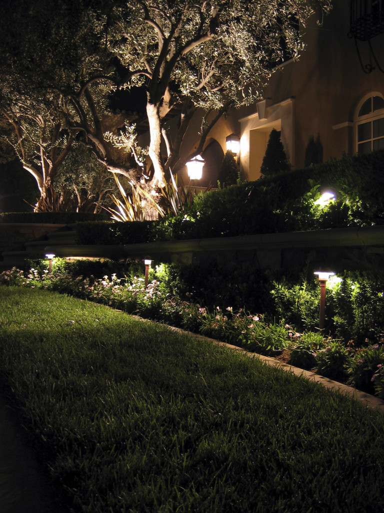 Electric Landscape Lights
 Electric Landscape Lights