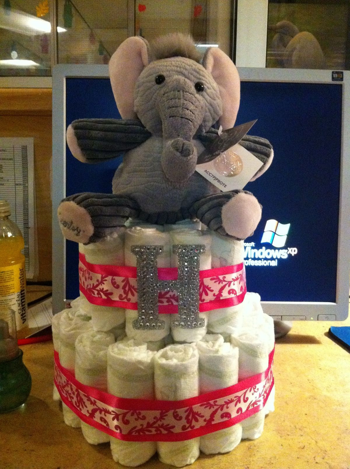 Elephant Baby Gift Ideas
 Elephant diaper cake
