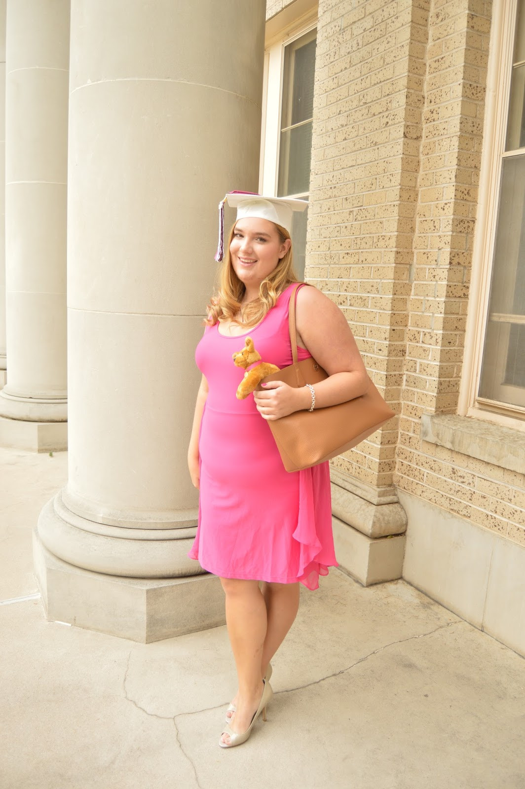 Elle Woods Costume DIY
 She Has Class Elle Woods Costume