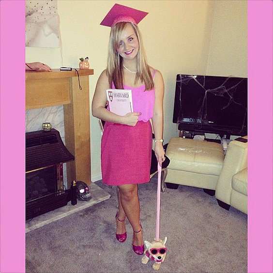 Elle Woods Costume DIY
 Elle Woods From Legally Blonde