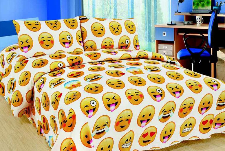 Emoji Wallpaper For Bedroom
 3pc Emoji Bedding Set 3 Designs