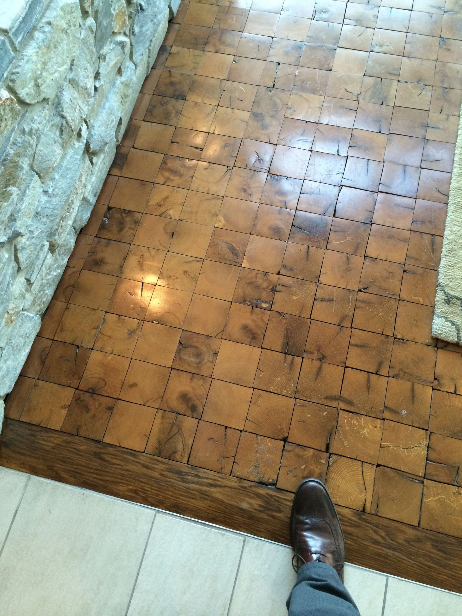 End Grain Wood Floor DIY
 End grain wood tile floor has a nice sense of depth to it