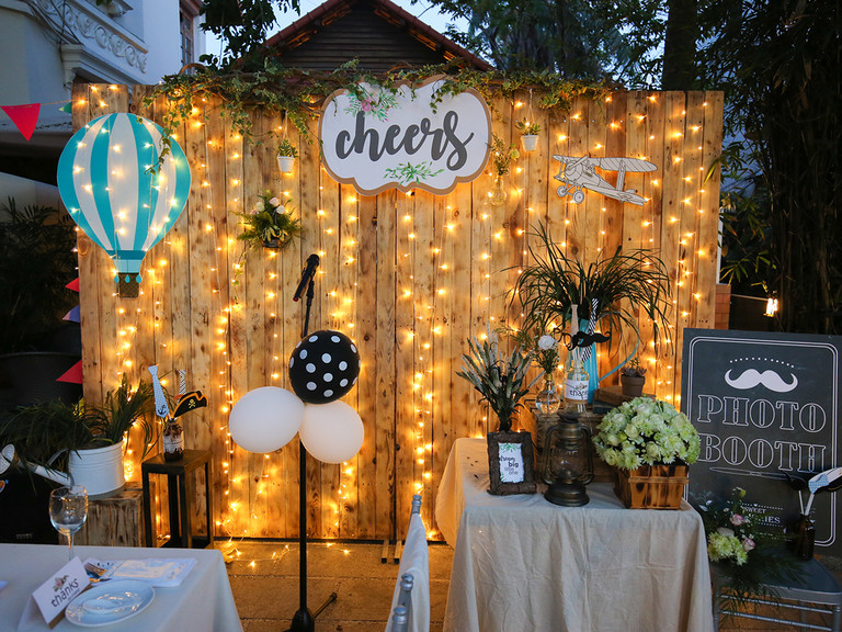 Engagement Party Photo Booth Ideas
 How to Make a DIY Booth in 6 Easy Steps