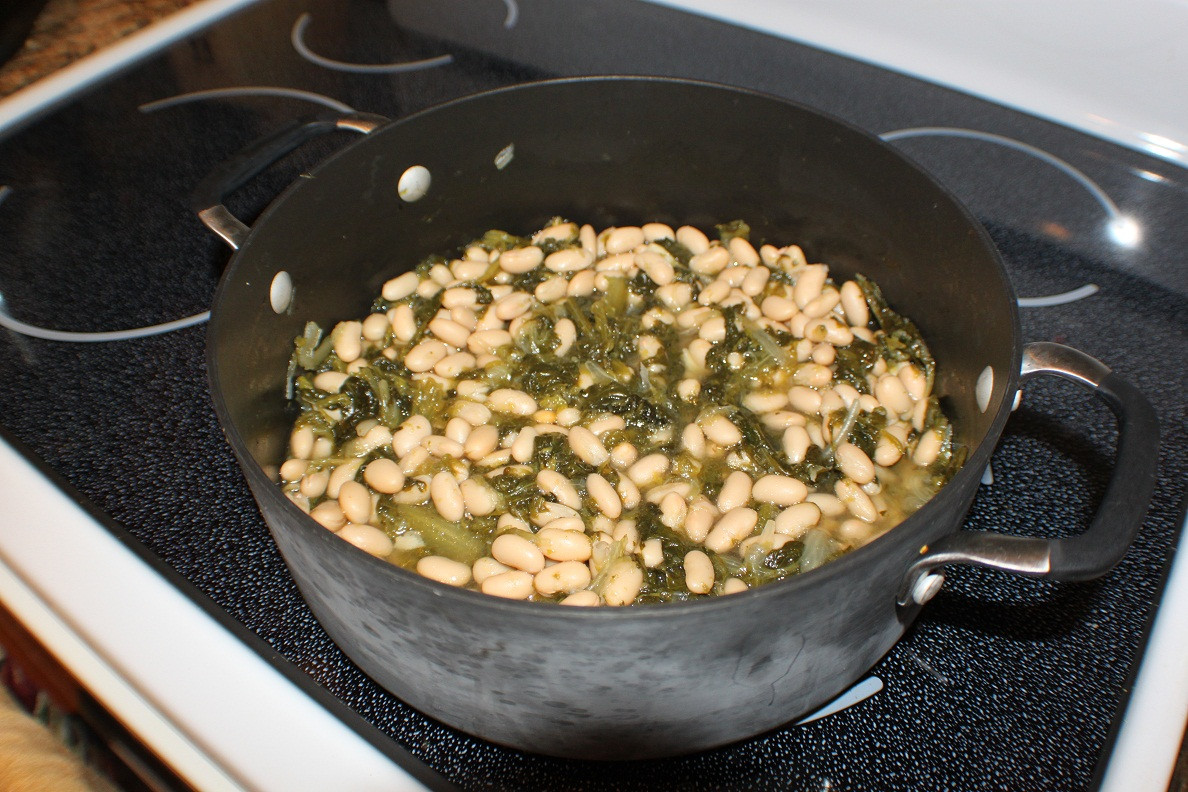 Escarole Recipes Italian
 Italian Escarole and Beans