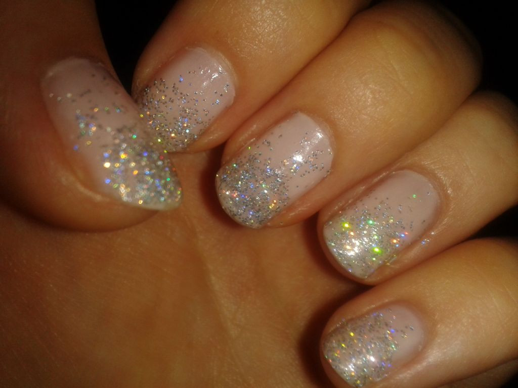 Fade Glitter Nails
 MY NAME IS KIRSTYXO mani mondays glitter fade nails