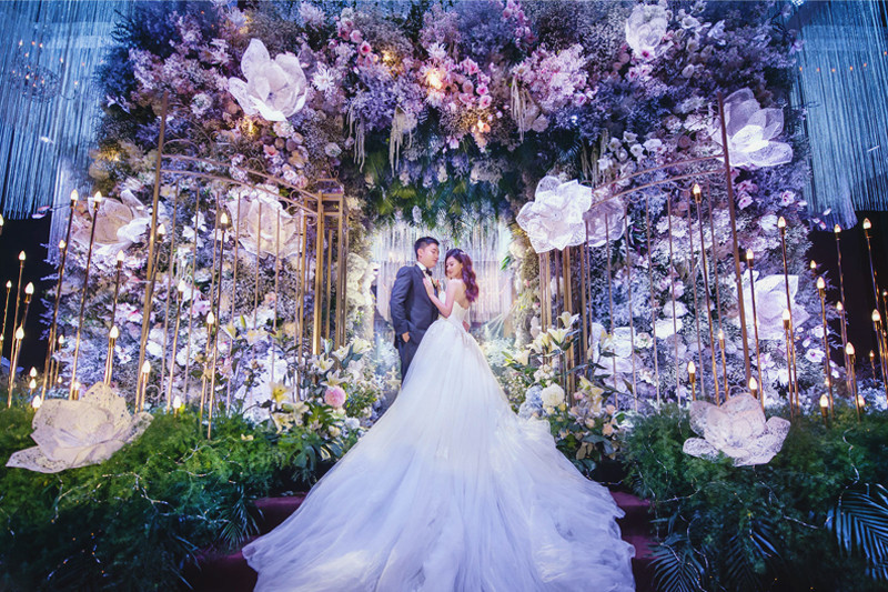 Fairy Themed Wedding
 6 Breathtaking Fairy Tale Inspired Indoor Wedding Décor