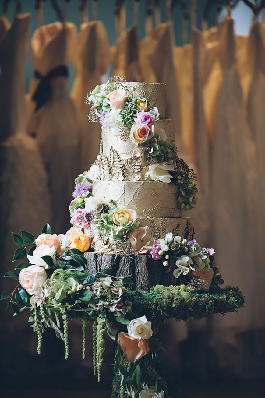 Fairy Themed Wedding
 22 Wedding Cakes Fit for a Fairy Tale