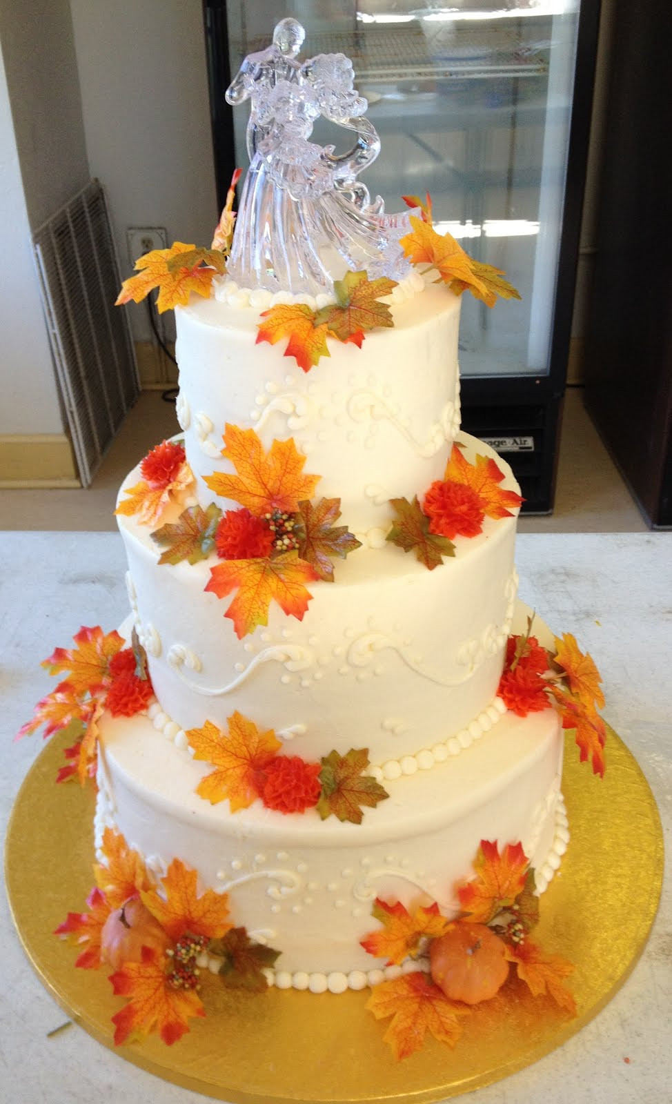 Fall Wedding Cakes Pictures
 Party People Event Decorating pany Fall Wedding