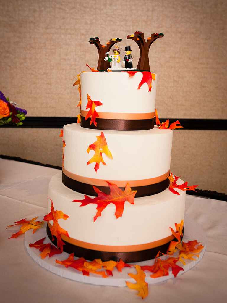 Fall Wedding Cakes Pictures
 17 Gorgeous Fall Wedding Cakes