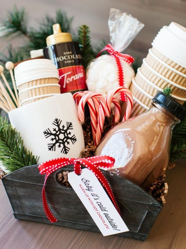 Family Gift Basket Ideas For Christmas
 Christmas basket ideas – the perfect t for family and