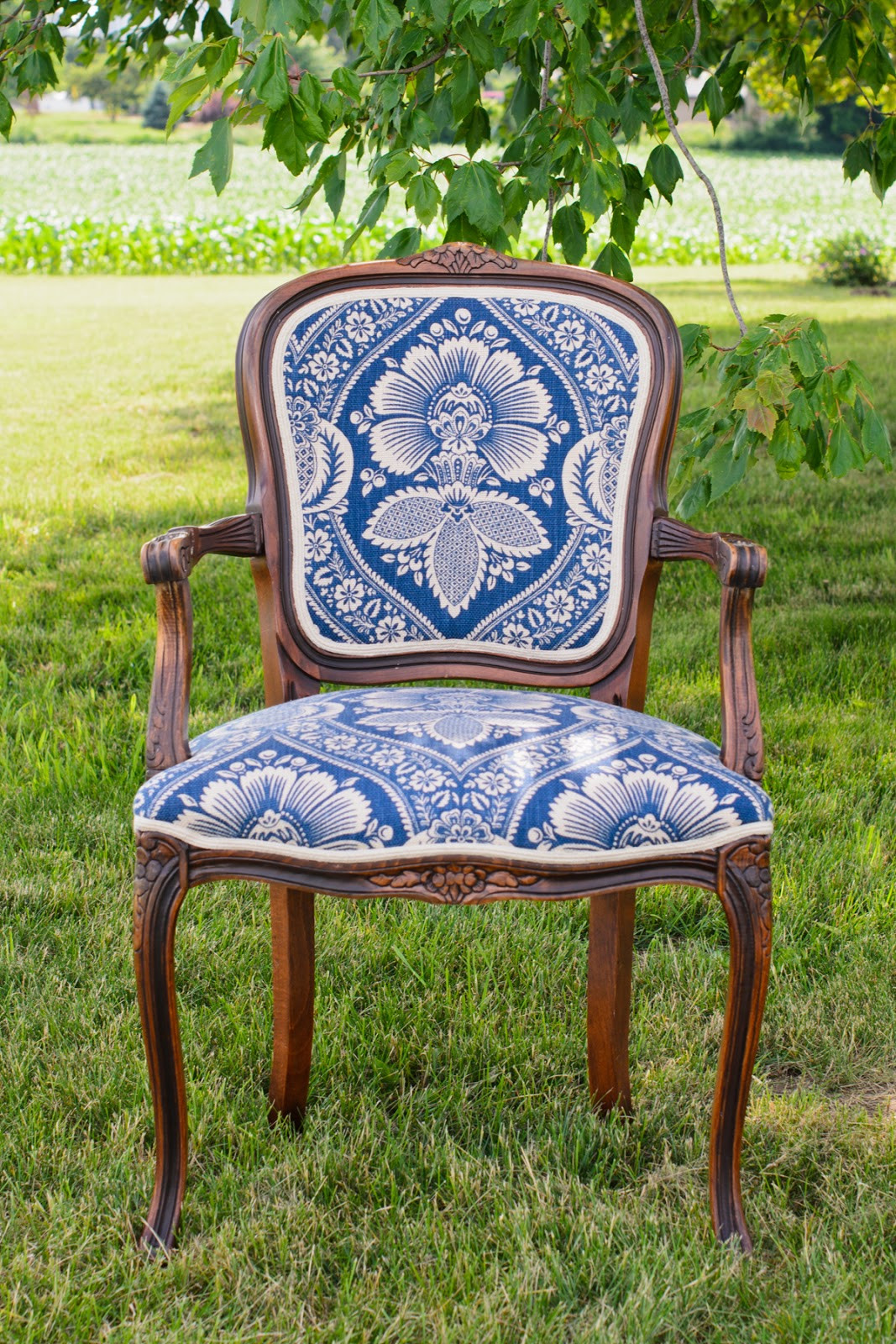 Farmhouse Living Room Chairs
 Gracious Farmhouse Living Room Time Out Chairs