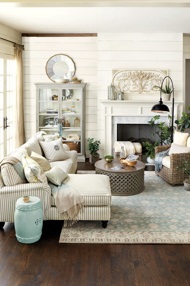 Farmhouse Style Living Room
 45 fy Farmhouse Living Room Designs To Steal DigsDigs