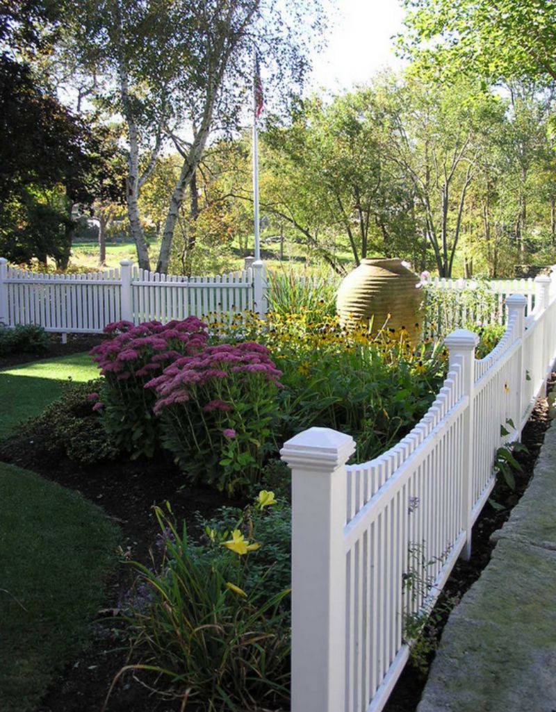 Fence Pictures For Backyard
 10 Fence Ideas and Designs for Your Front or Backyard