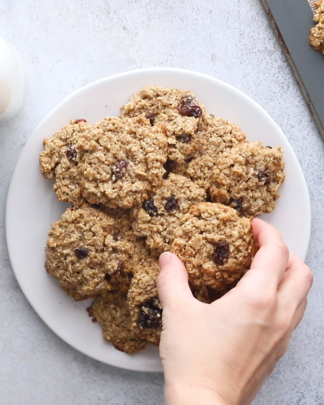 Fiber One Oatmeal Cookies
 Healthy oatmeal cookies made with fiber rich oats coconut