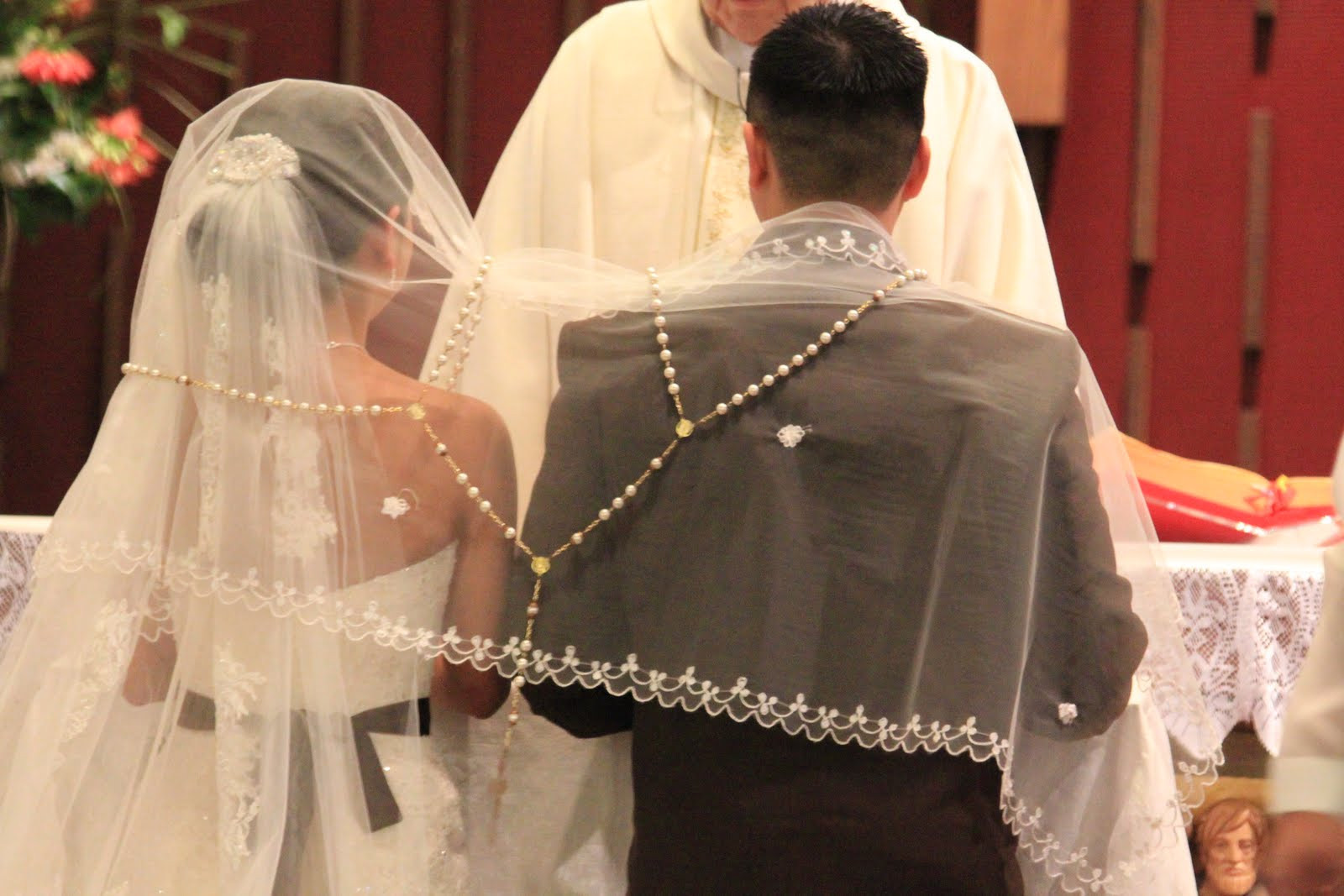 Filipino Wedding Veil
 Pearl Tamayo graphy Diaz Marquez Wedding