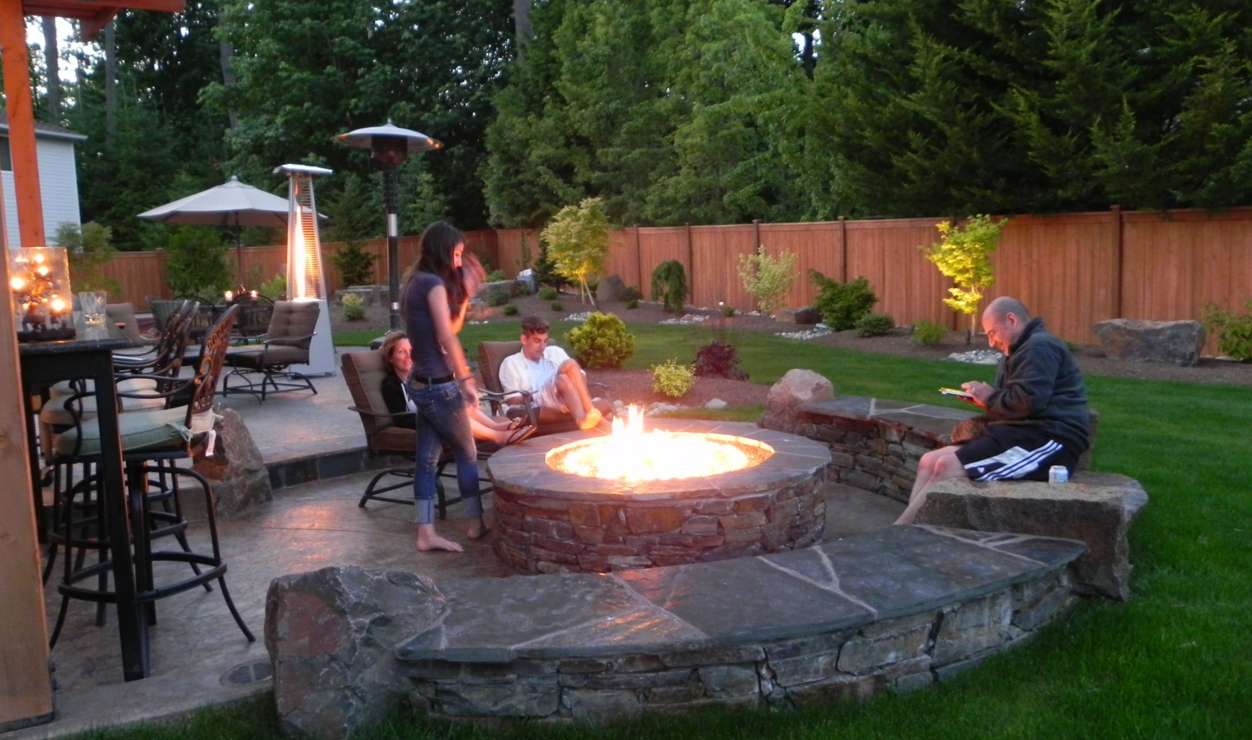 Fire Pit On Patio
 How To Elevate Your Backyard With An Outdoor Fire Pit