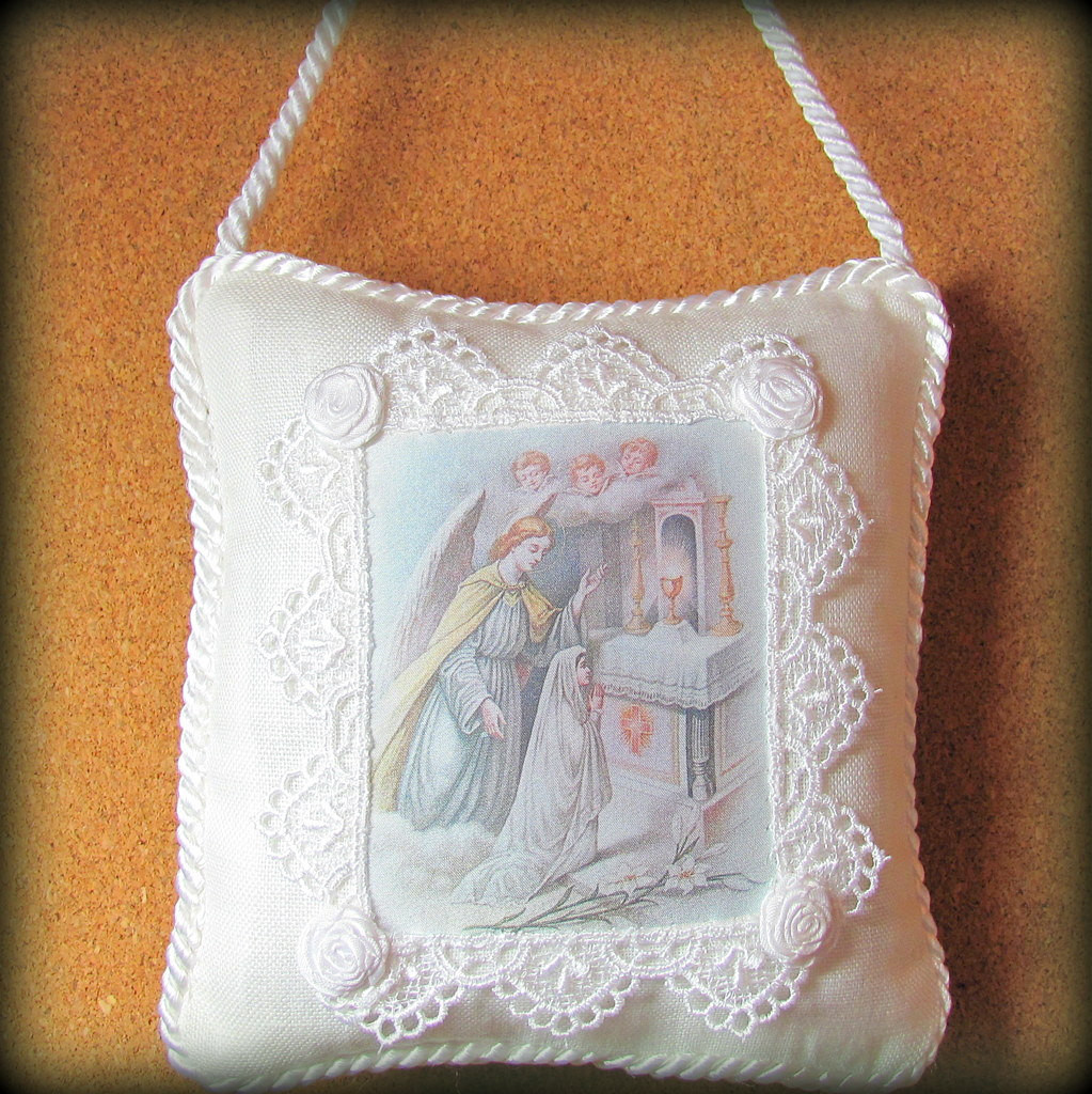 First Communion Gift Ideas Girls
 First munion Gift for Girls Scented Pillow Gift