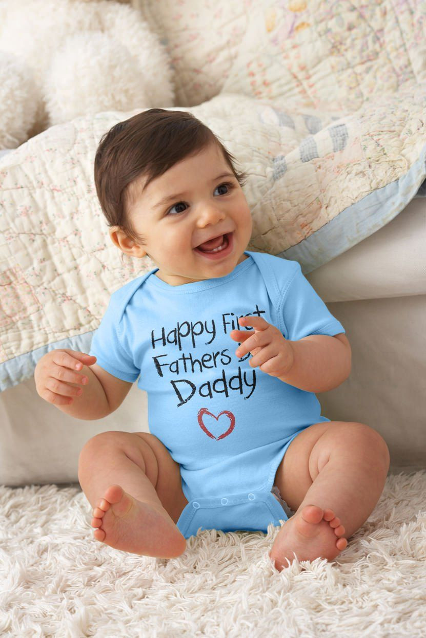 First Fathers Day Gifts From Baby
 Amazon Happy First Father s Day Gift Baby esie