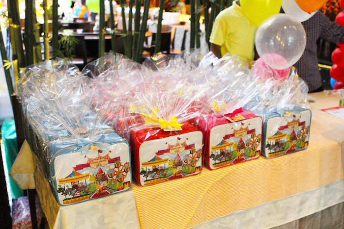 Food Ideas For Birthday Party At The Park
 Kara s Party Ideas Carnival Amusement Park Themed