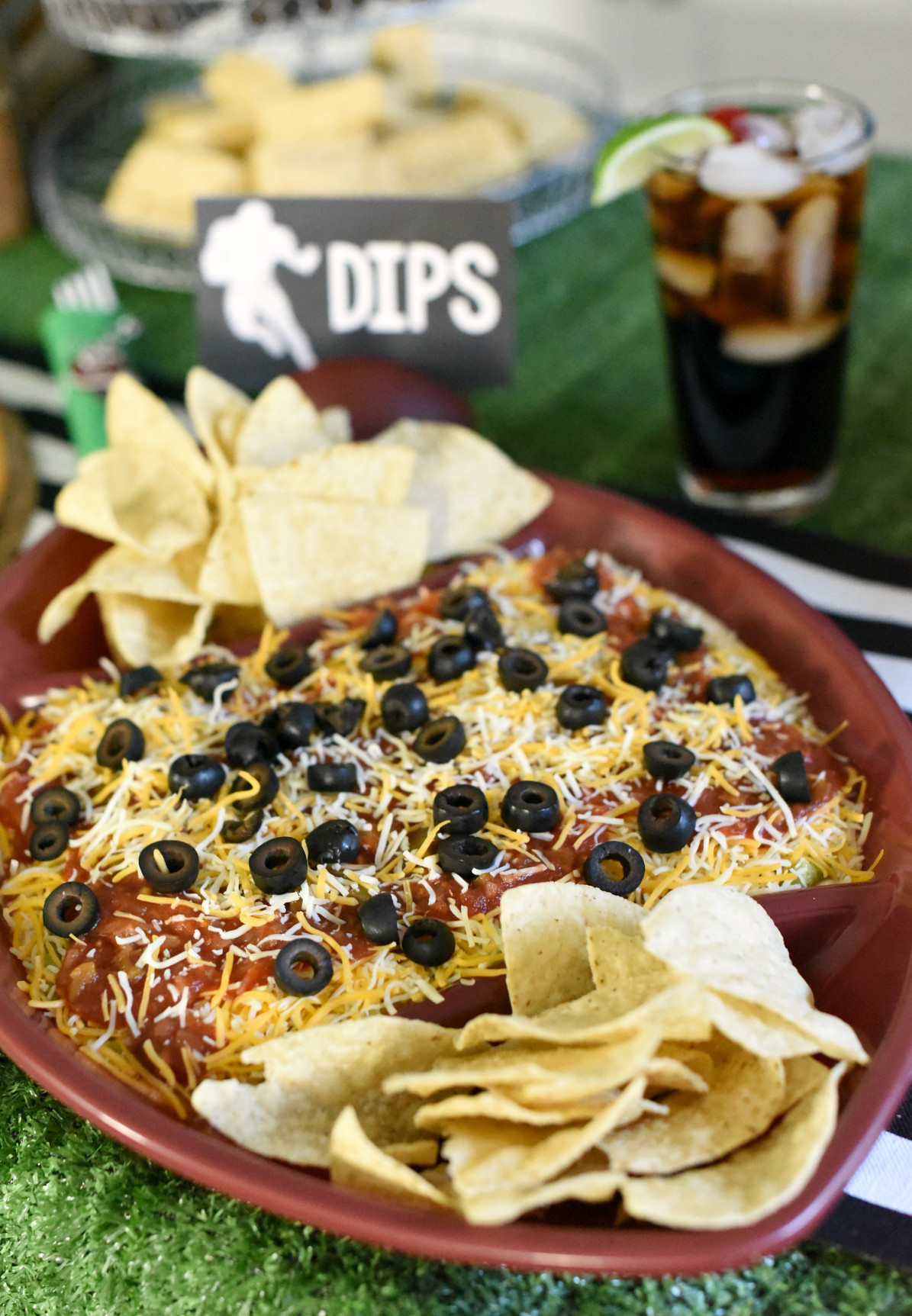 Food Ideas For Football Party
 Tailgate Party Fun Football Themed Party – Fun Squared