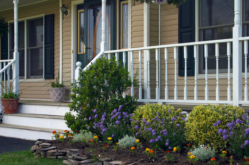 Front Porch Landscape Design
 31 Amazing Front Yard Landscaping Designs and Ideas