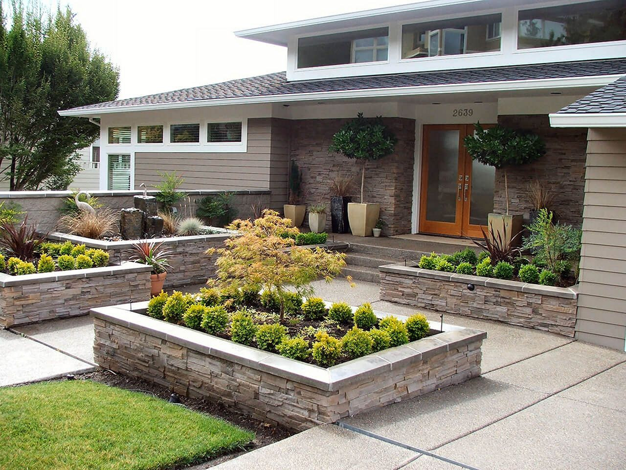 Front Yard Landscape Ideas
 25 Simple Front Yard Landscaping Ideas That You Need To