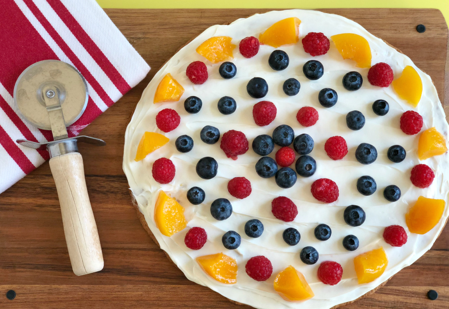 Fruitcake Cookies Made With Cake Mix
 Cake Mix Fruit Pizza Cookie