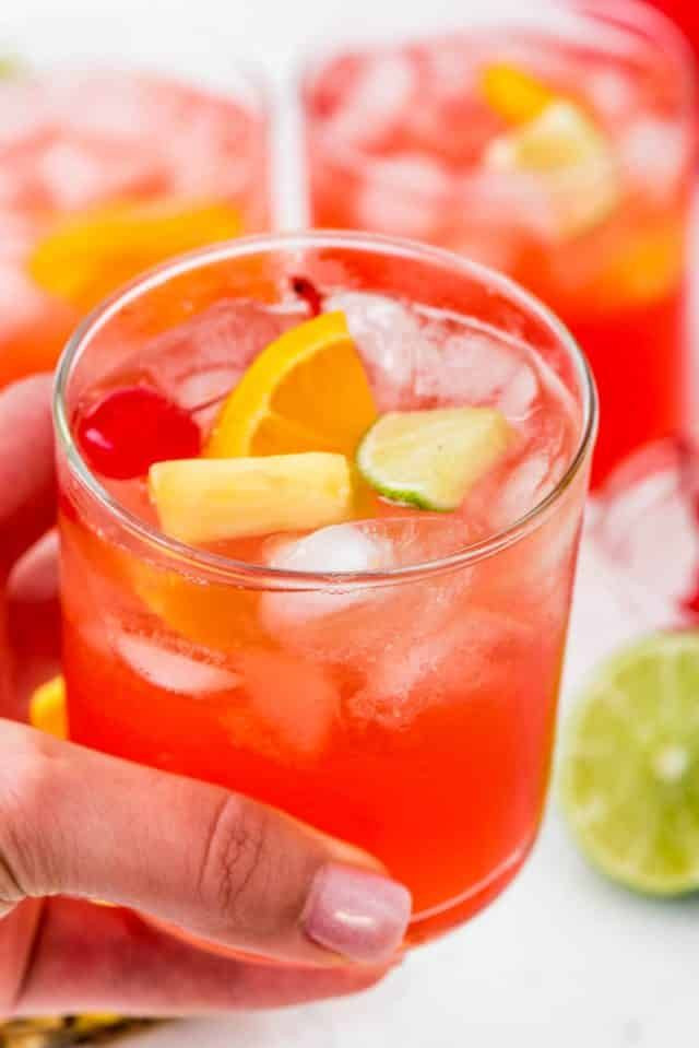 Fruity Drinks With Vodka
 Fruity Vodka Party Punch Recipe