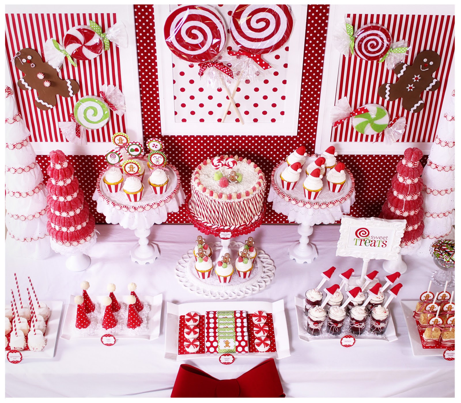 Fun Holiday Party Ideas
 Kara s Party Ideas Candy Land Christmas Party