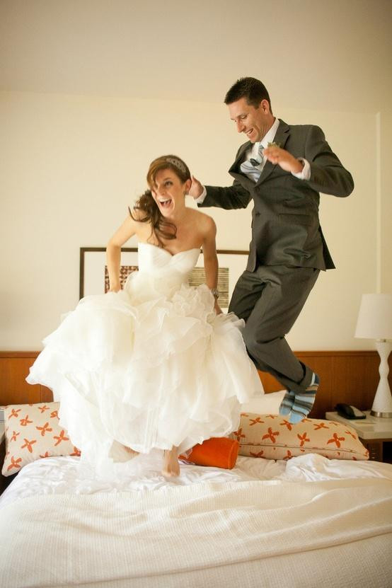 Funny Wedding Themes Ideas
 Funny Wedding s ♥ Creative Wedding Picture Ideas