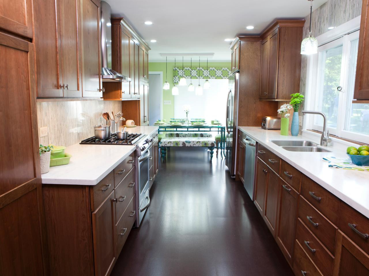 Galley Kitchen Remodels
 Galley Kitchen Ideas Steps to Plan to Set up Galley