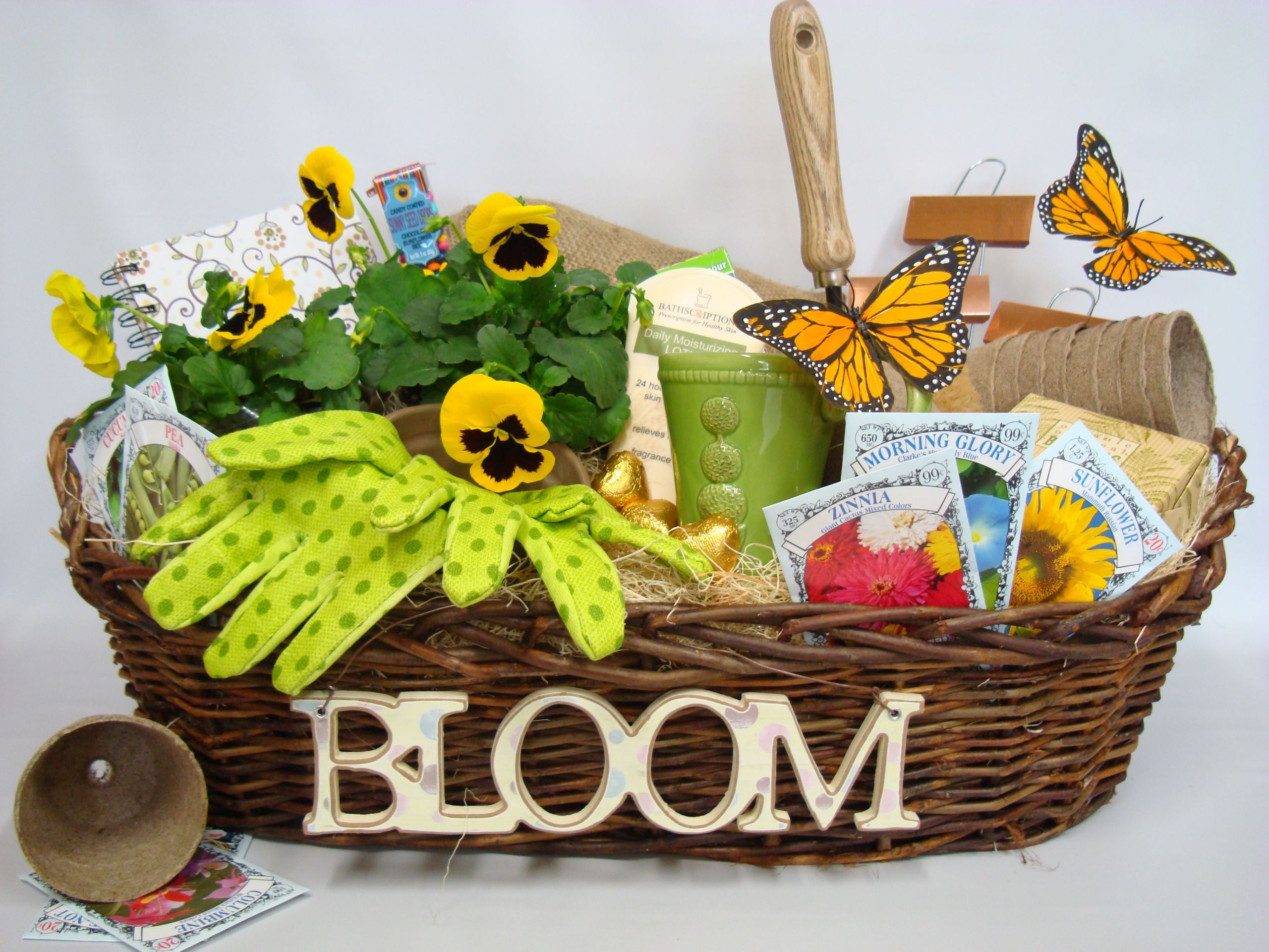 Garden Gift Baskets Ideas
 Gardening Gift Basket Ideas