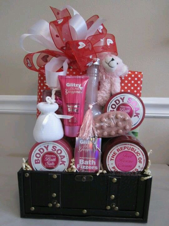 Gift Basket Ideas For Girlfriend
 Valentine s Day Cute Gift Ideas For The Girl You Love