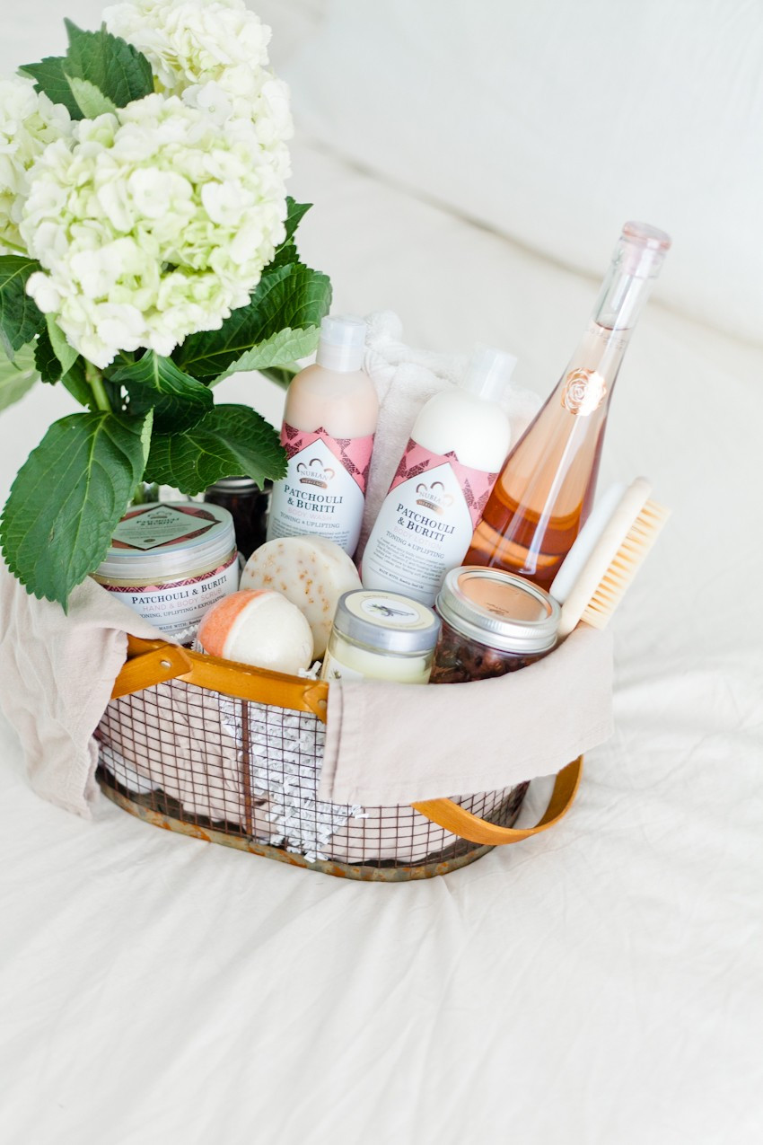 Gift Basket Ideas Mom
 The Ultimate Pampering Mothers Day Gift Basket