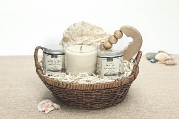Gift Baskets Ideas For Women
 Spa Gift Basket Ideas For Woman From The Heart