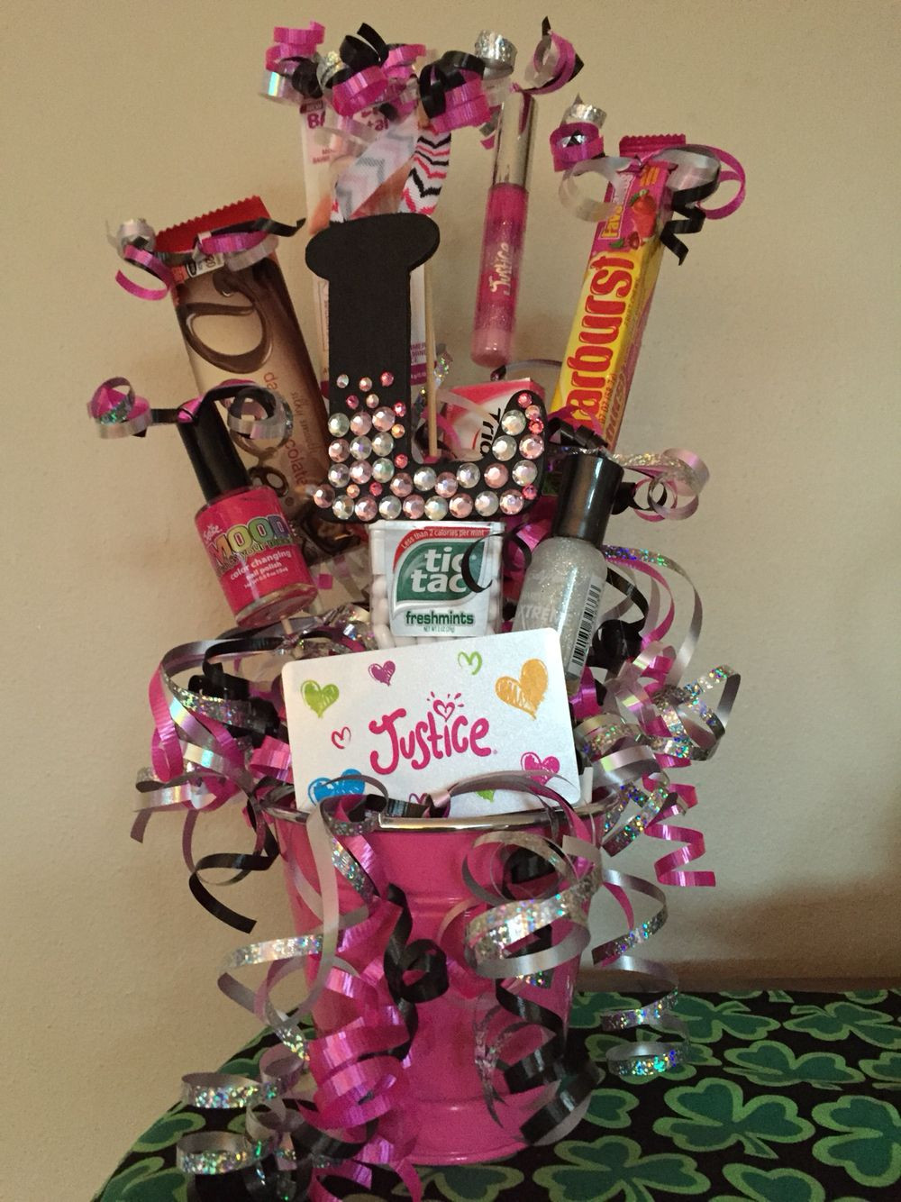 Gift Ideas For 10 Year Girl Birthday
 10 year old bday t basket
