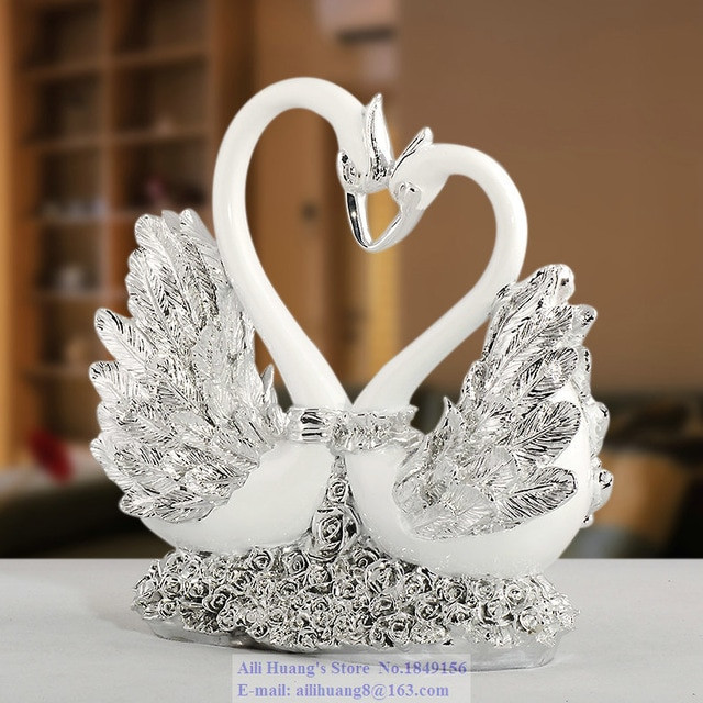 Gift Ideas For A Married Couple
 A80 Rose Heart Swan Couple swan wedding t ideas wedding