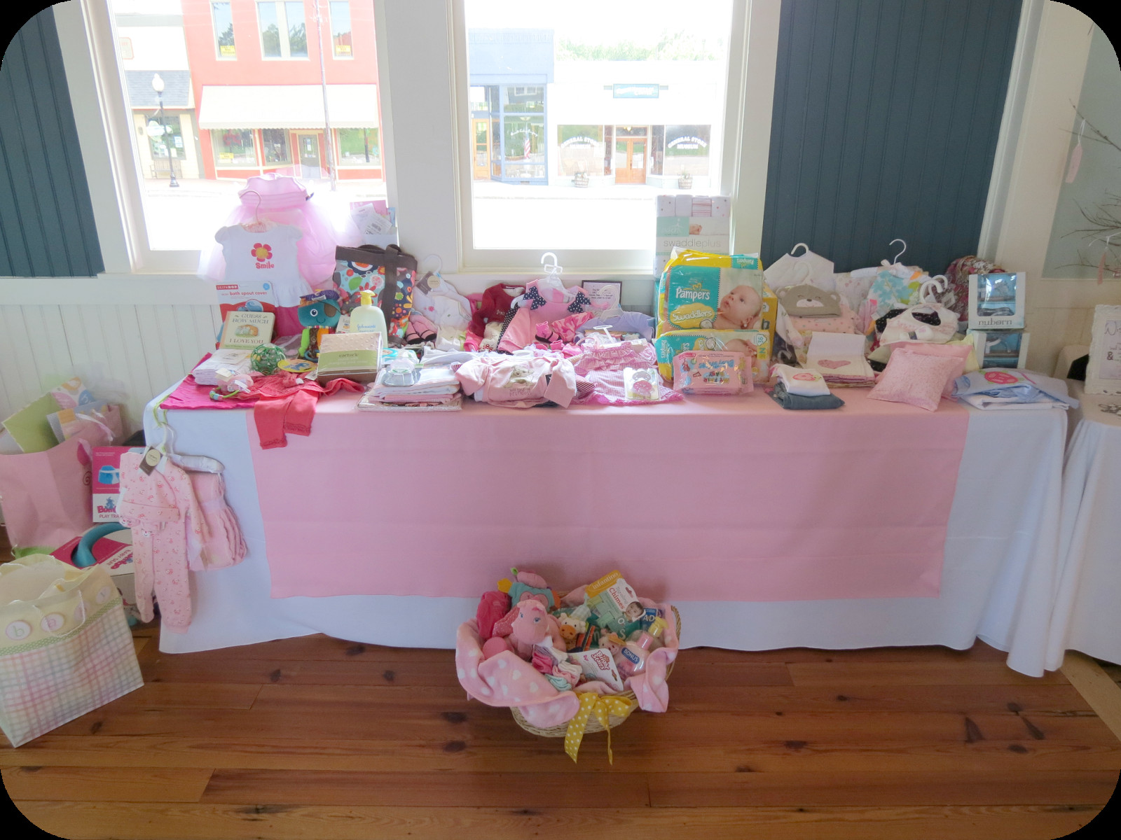 Gift Table Baby Shower Ideas
 Sweet Beginnings Baby Shower