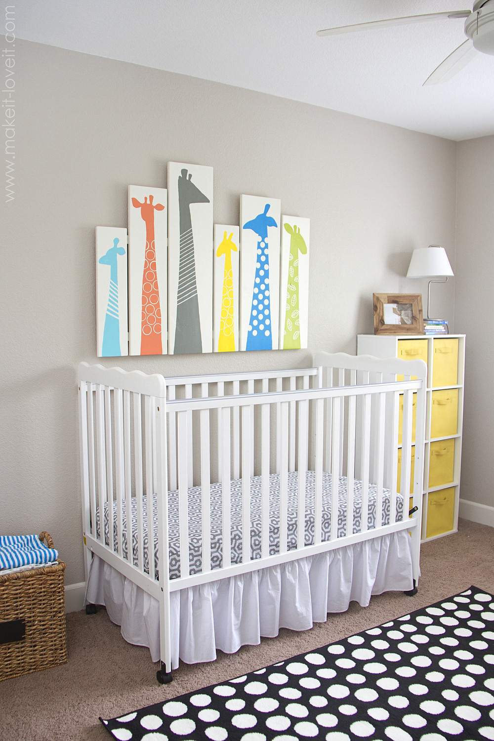 Giraffe Baby Decor
 DIY Giraffe Nursery Art or any other room