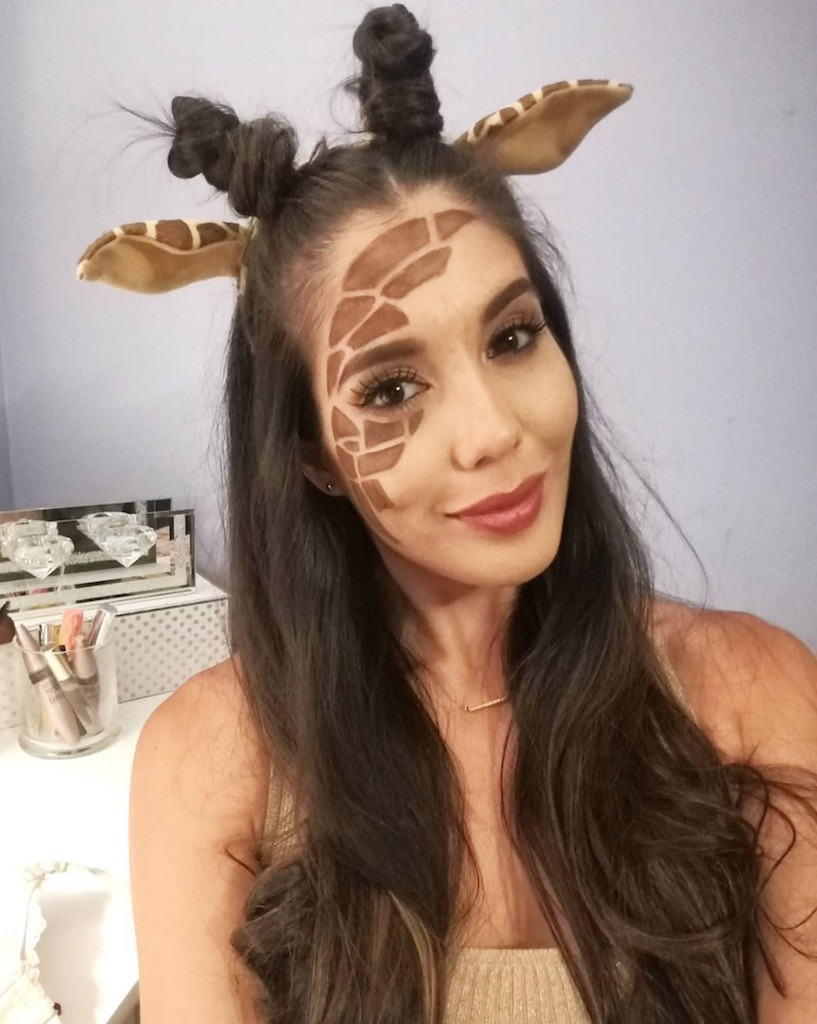 Giraffe Costume DIY
 15 Last Minute Halloween Costumes You Can Cobble To her